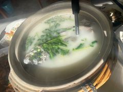 -天乐农家鱼头王(天目湖店)