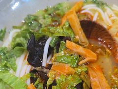 -百春原湖南牛肉粉(百联世纪店)