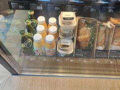 -星巴克(上海长宁来福士1F店)