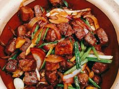 砂锅焖牛肉-万荣烤鸭店·北京菜(天坛店)