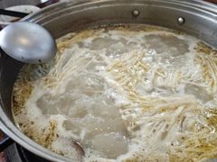 -15年老字号鑫鑫猪肚鸡·椰子鸡海南火锅(兴隆华侨农场店)