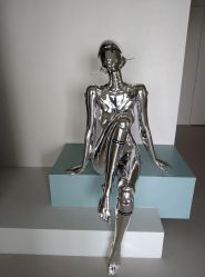 -颜蕾医美·黄金微针·水光·玻尿酸·超声炮·抗衰中心