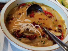 沸腾鱼-小厨娘淮扬菜(清江苏宁广场店)
