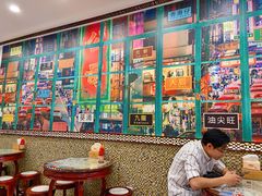 大堂-广信牛奶甜品世家(台东店)
