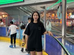 -正佳冰河湾真冰滑冰场