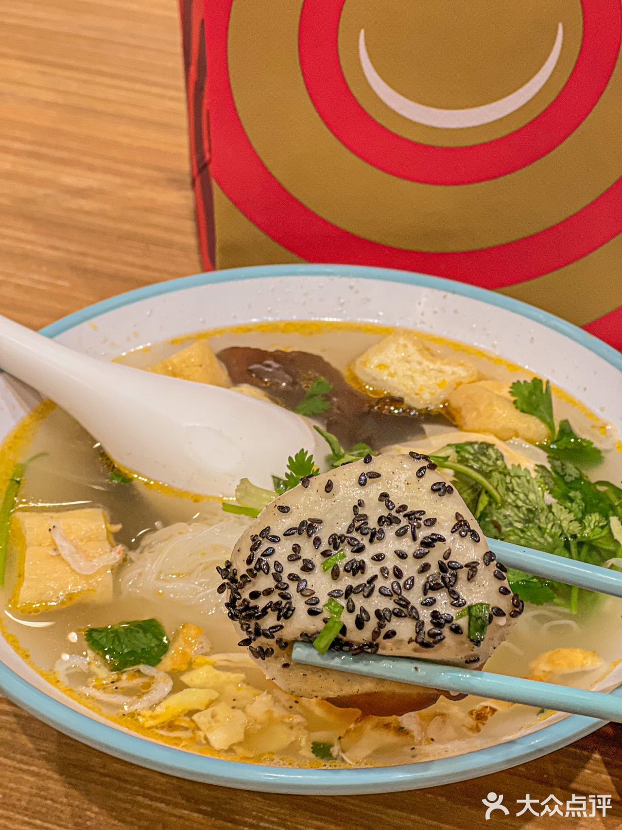 来小杨生煎，吃一口春天…  魔都囡囡看过来