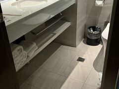 -白玉兰酒店(上海田子坊马当路地铁站店)