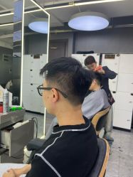 点击看大图 -藤野造型烫发染发