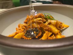 敲糖棒棒鸡-辛香汇·现炒川菜(淮海路百盛店)