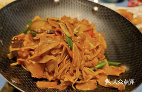 Soy Sauce Pork with Anji Bamboo Shoots