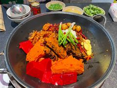 -四小区火锅·巷子里的重庆火锅(花照壁店)