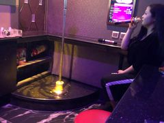 -萧邦音乐会所KTV(向西店)