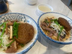 -镇南锅盖面馆(解放路店)