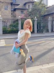 -曼都发型