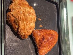 -Salon de The de Joel Robuchon(外滩18号店)