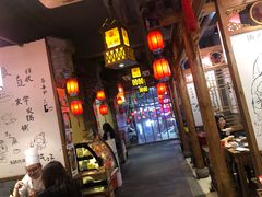 大堂-渝大狮毛肚老火锅(普陀店)