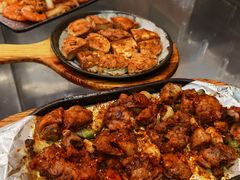 -老东镇啤酒屋海鲜加工·蒸汽海鲜·海鲜烧烤(台东店)