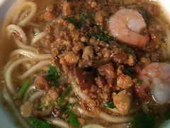 -六合夜市