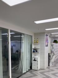 -米娜护肤造型