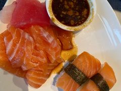 -锦厨国际自助餐厅 · 云端景观 (昆明索菲特大酒店)