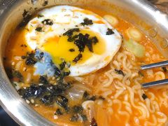 -吴草鸡爪오초닭발韩食堂(融恒盈嘉中心店)