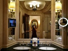 -广州富力丽思卡尔顿酒店