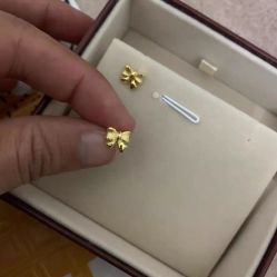 -周生生Chow Sang Sang(东方店)