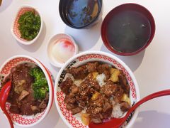 蒜蓉黄油横膈膜烧肉饭-牛邸·烧肉饭(来福士店)