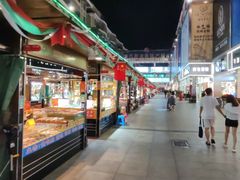 -解放路步行街                