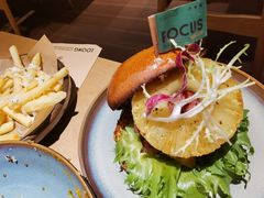 -龙治汉堡(中华城店)