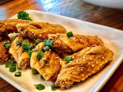 -Chom Cafe and Restaurant