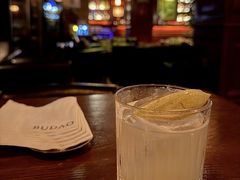 -简奥斯汀·赫本酒吧