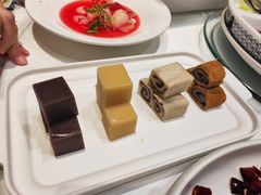 -羲和雅苑•北京烤鸭(陆家嘴中心店)