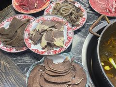 -乳仔牛牦牛汤锅 烤羊排(松潘古城店)