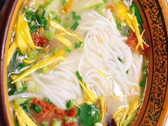 -桥香园云南过桥米线(金马碧鸡店)
