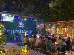 -拾光音乐餐酒吧(告庄星光夜市店)