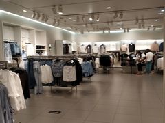 -H&M(华润万象城店)