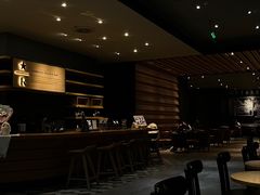 -星巴克臻选(郑州国贸360广场店)