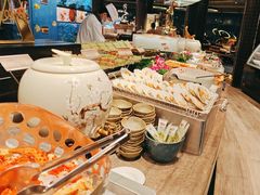 -宝利来国际大酒店-凤凰阁旋转餐厅