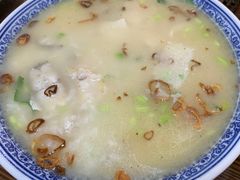 -亚忠小吃店(曾厝垵店)