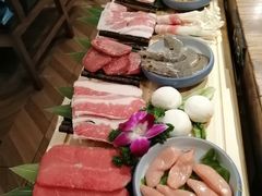 -明洞阿姨·韩式酱蟹烤肉·创意料理(三元桥店)