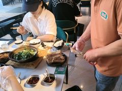 -蚝堡海鲜·威海菜·海肠捞饭·烧烤·亚洲吃蚝公司(幸福门店)