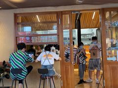 -天井·丑面包搭咖啡