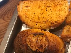 烤馒头片-清真吴记门钉肉饼·喜多利