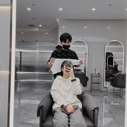 -ON STAR SALON