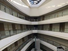 -上海滴水湖皇冠假日酒店
