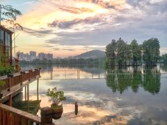 -东湖食堂·湖景餐厅•会议