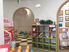 -沥鲨亲子游泳俱乐部(金沙洲中心)