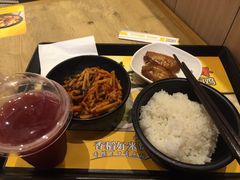 鱼香肉丝-老娘舅(苏州中心大道西大润发店)