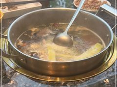 -一席地·本地鸡窝·杭帮鸡火锅(萧山银隆百货店)